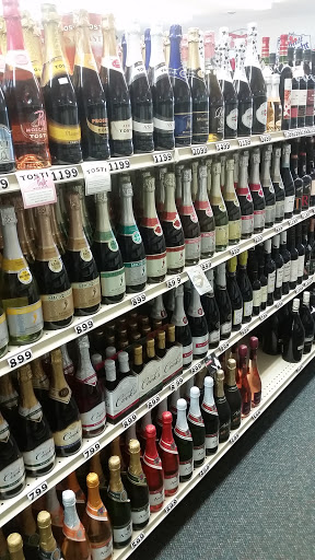 Liquor Store «Wiser Choice Liquor - Dayton», reviews and photos, 13691 Balsam Ln N, Dayton, MN 55327, USA