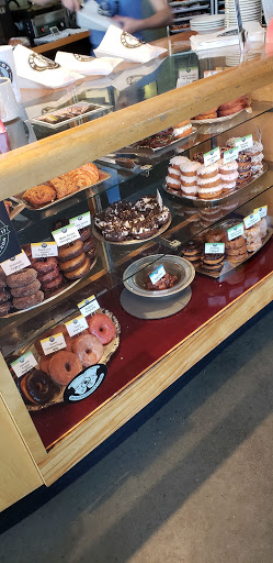Donut Shop «Top Pot Doughnuts», reviews and photos, 10600 NE 9th Pl, Bellevue, WA 98004, USA