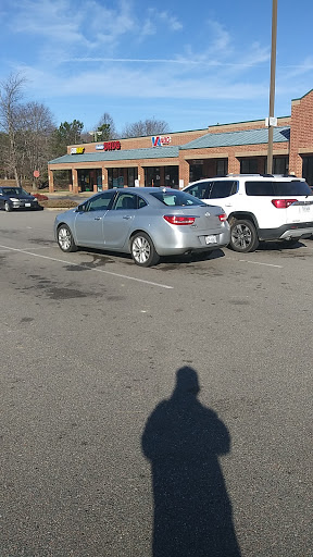 Grocery Store «Food Lion», reviews and photos, 2105 Academy Rd, Powhatan, VA 23139, USA