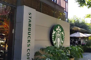 Starbucks Parque Oaxaca image