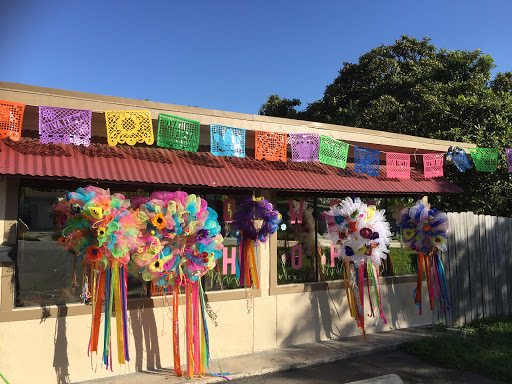 Pretty Petals Floral Boutique, 2932 Hillcrest Dr, San Antonio, TX 78201, USA, 