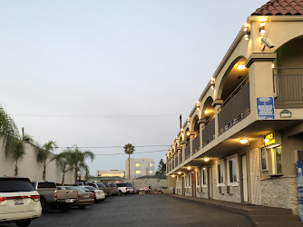 Catalina 8 Inn Motel