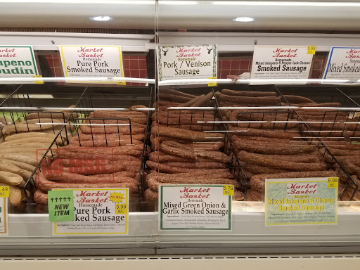 Grocery Store «Market Basket», reviews and photos, 6001 39th St, Groves, TX 77619, USA