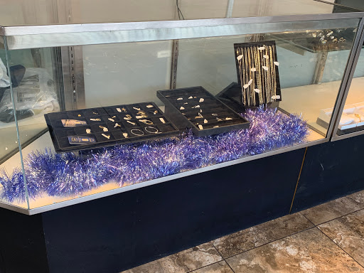 Pawn Shop «Bakersfield pawn shop», reviews and photos, 3117 Niles St, Bakersfield, CA 93306, USA