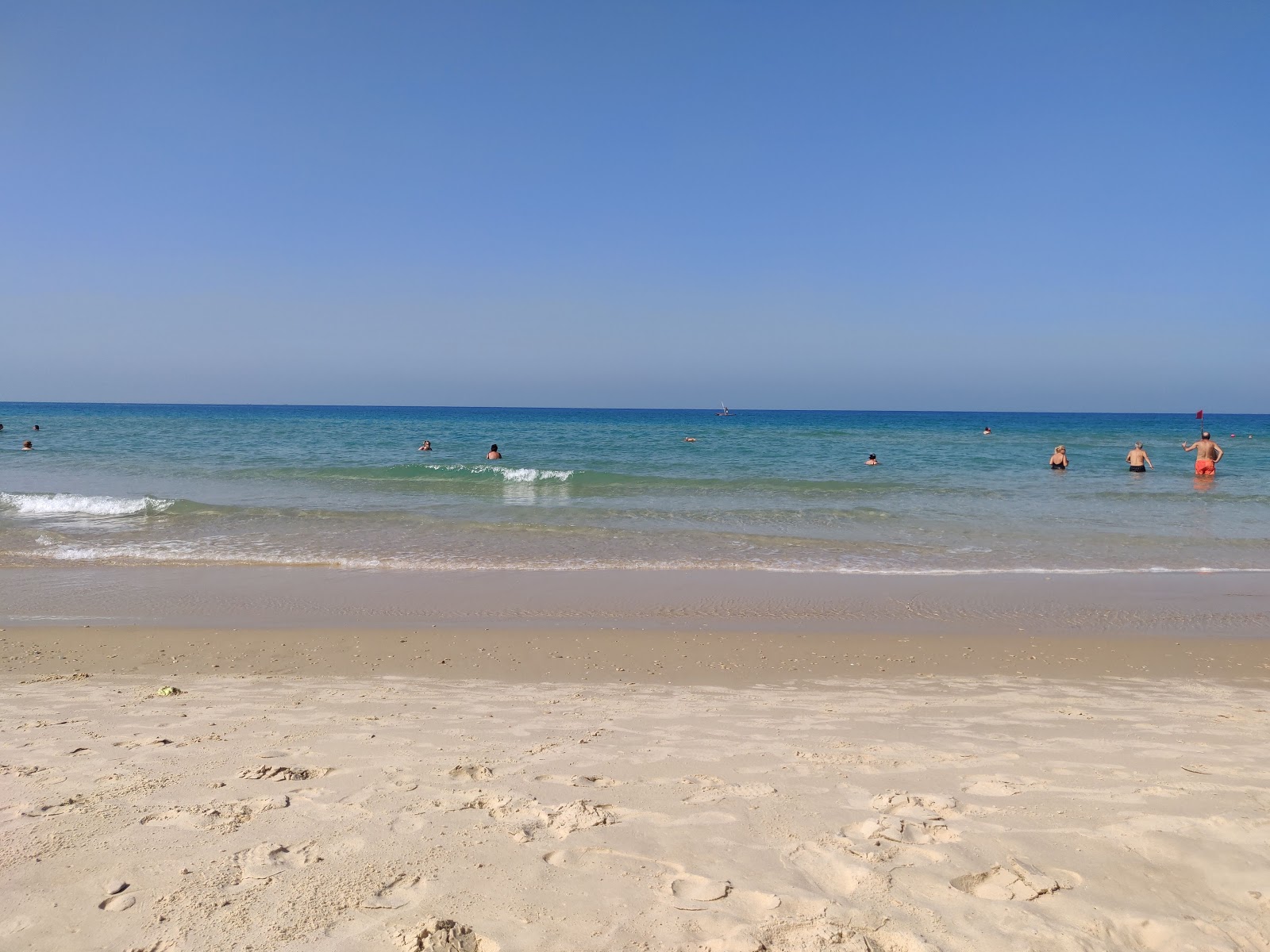 Foto de Argaman beach con muy limpio nivel de limpieza