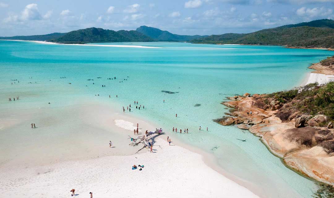 Zdjęcie Hill Inlet Lookout Beach z powierzchnią drobny biały piasek