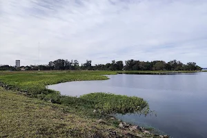 Parque da Barragem da Represa de Guarapiranga image