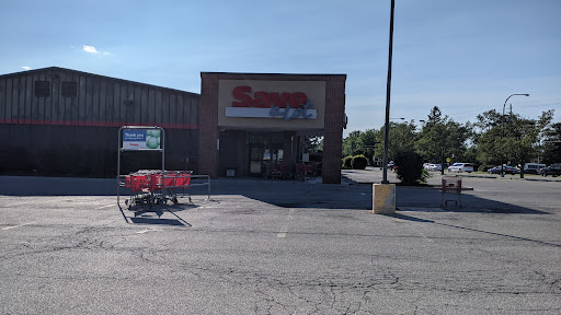 Grocery Store «Save-A-Lot», reviews and photos, 125 Cleveland St, Elyria, OH 44035, USA