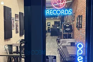 Reverie Record Shop image