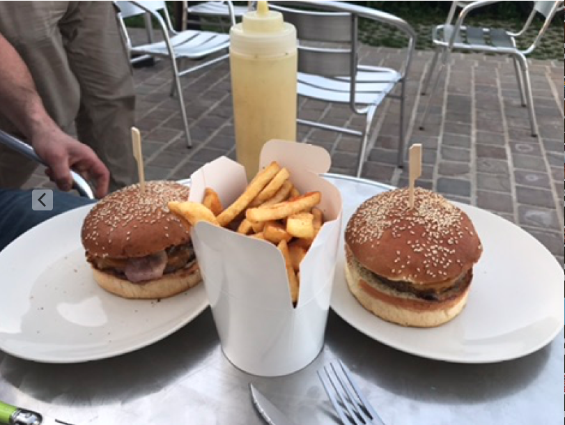 Burger Avenue Food Truck à Le Kremlin-Bicêtre (Val-de-Marne 94)