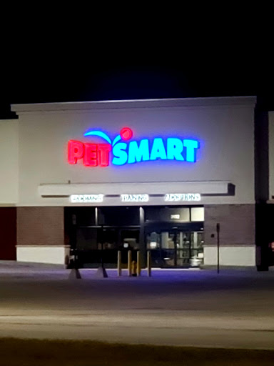 PetSmart, 3152 Phoenix Center Dr, Washington, MO 63090, USA, 