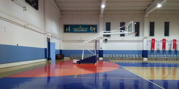 Selçuklu Belediyesi Yenikent Spor Salonu