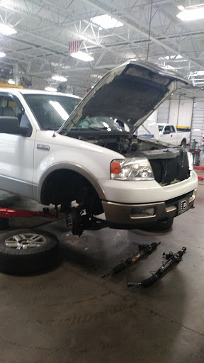 Auto Repair Shop «United Tire & Service of Downingtown», reviews and photos, 100 Robbins Rd, Downingtown, PA 19335, USA