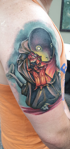 Find cute family tattoo ideas for your next unique tattoo in Honolulu at Tattoolicious Tattoo Waikiki