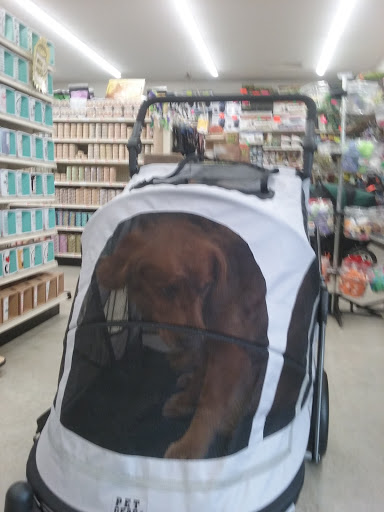 Pet Supply Store «Mini Pet Mart», reviews and photos, 815 S Broadway, Coos Bay, OR 97420, USA