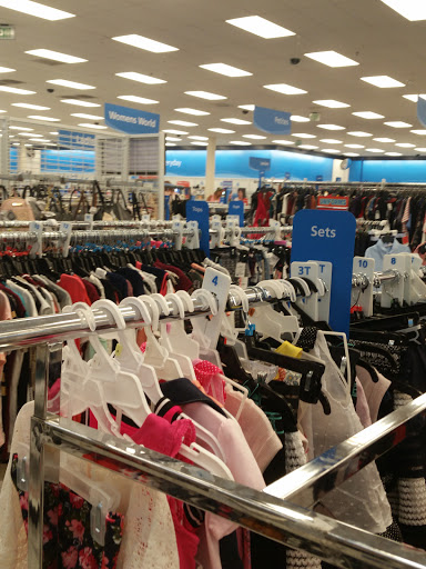 Clothing Store «Ross Dress for Less», reviews and photos, 4240 Kearny Mesa Rd, San Diego, CA 92111, USA
