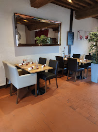 Atmosphère du Restaurant Auberge de Gourdon - Saone et Loire (71) - n°1