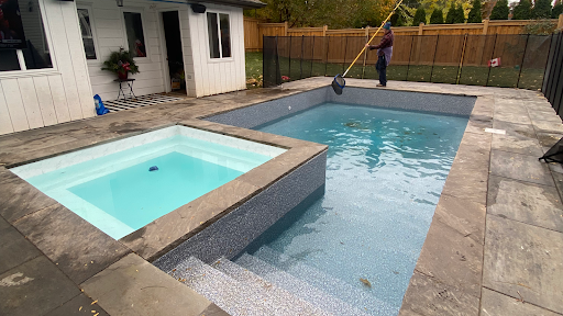 Pool cleaning service Hamilton