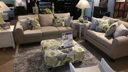 Furniture Store «Rooms To Go Furniture Store - Daytona Beach», reviews and photos, 2375 W International Speedway Blvd, Daytona Beach, FL 32114, USA