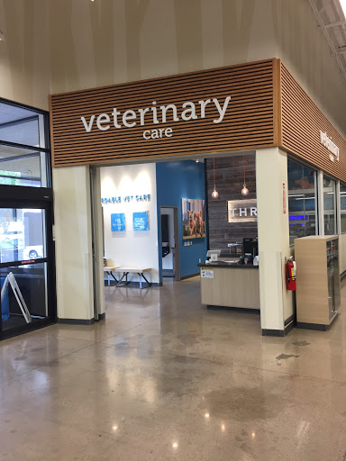 Pet Supply Store «Petco Animal Supplies», reviews and photos, 5601 Brodie Ln, Sunset Valley, TX 78745, USA