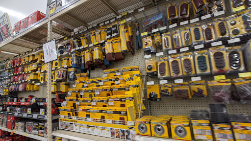 Hardware Store «Harbor Freight Tools», reviews and photos, 6808 W Greenfield Ave, West Allis, WI 53214, USA