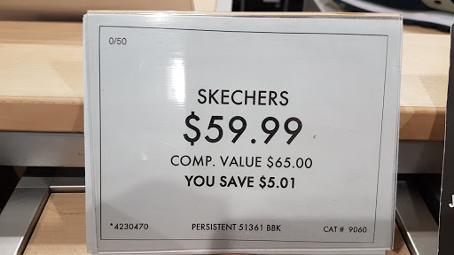 Shoe Store «DSW Designer Shoe Warehouse», reviews and photos, 520 E Waterfront Dr, Homestead, PA 15120, USA