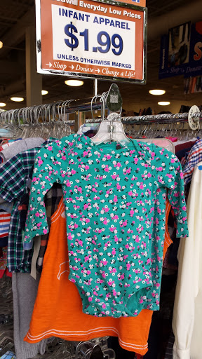 Thrift Store «Goodwill», reviews and photos, 1970 E Dorothy Ln, Kettering, OH 45420, USA