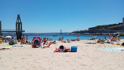 Praia de Adormideiras'in fotoğrafı imkanlar alanı