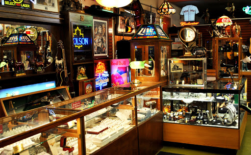 Montana Sales & Loan / Third Street Pawn, 2033 S 3rd St W, Missoula, MT 59801, Pawn Shop