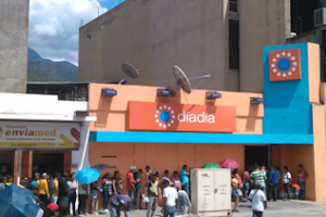 díadía Guarenas. Practimercado y Supermercado en Guarenas. image