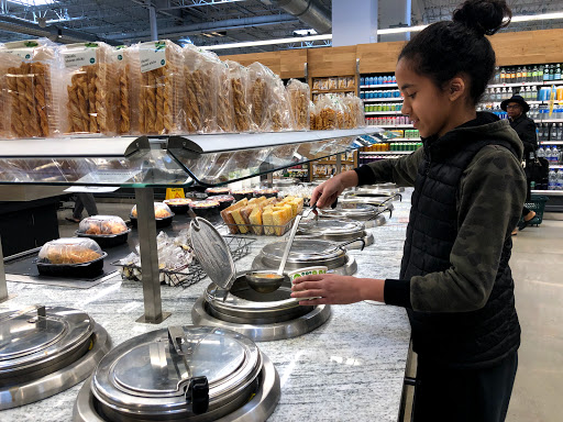 Grocery Store «Whole Foods Market», reviews and photos, 239 N Crescent Dr, Beverly Hills, CA 90210, USA