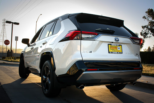 Toyota Dealer «Toyota 101», reviews and photos, 525 E Bayshore Rd, Redwood City, CA 94063, USA