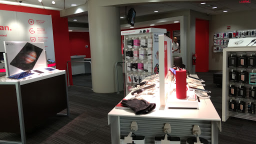 Cell Phone Store «Verizon», reviews and photos, 1314 F St NW, Washington, DC 20004, USA