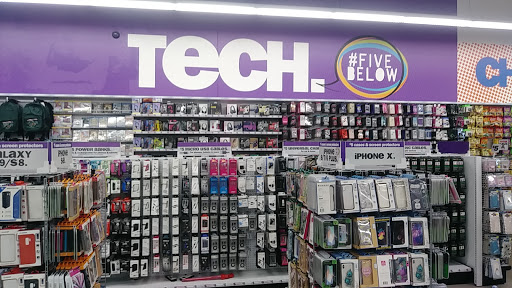 Variety Store «Five Below», reviews and photos, 1901 Market Dr, Stillwater, MN 55082, USA