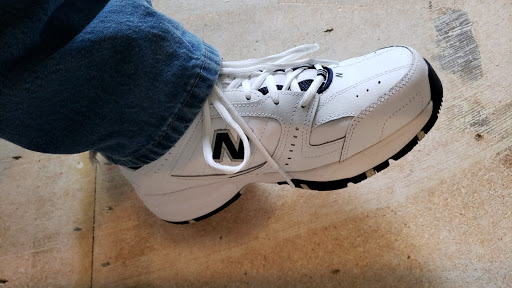 Sporting Goods Store «Big 5 Sporting Goods - Olympia», reviews and photos, 909 Cooper Point Rd SW, Olympia, WA 98502, USA