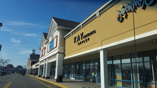 Outlet Mall «Tanger Outlet Riverhead», reviews and photos, 200 Tanger Mall Dr, Riverhead, NY 11901, USA