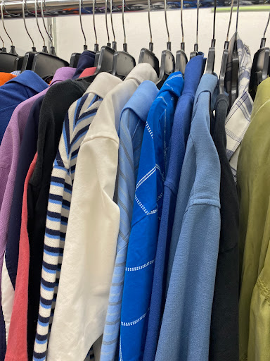 Thrift Store «Goodwill - Sherman Oaks», reviews and photos, 14760 Ventura Blvd, Sherman Oaks, CA 91403, USA