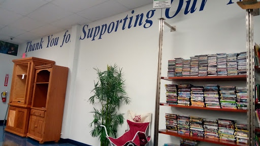Thrift Store «Goodwill Greenacres/Woodbridge Store & Donation Center», reviews and photos, 6601 Forest Hill Blvd, Greenacres, FL 33413, USA