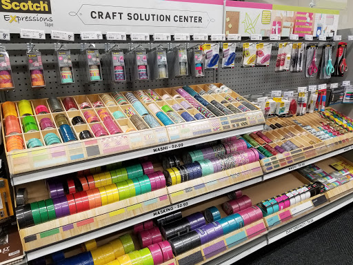 Office Supply Store «Staples», reviews and photos, 4940 O St, Lincoln, NE 68510, USA