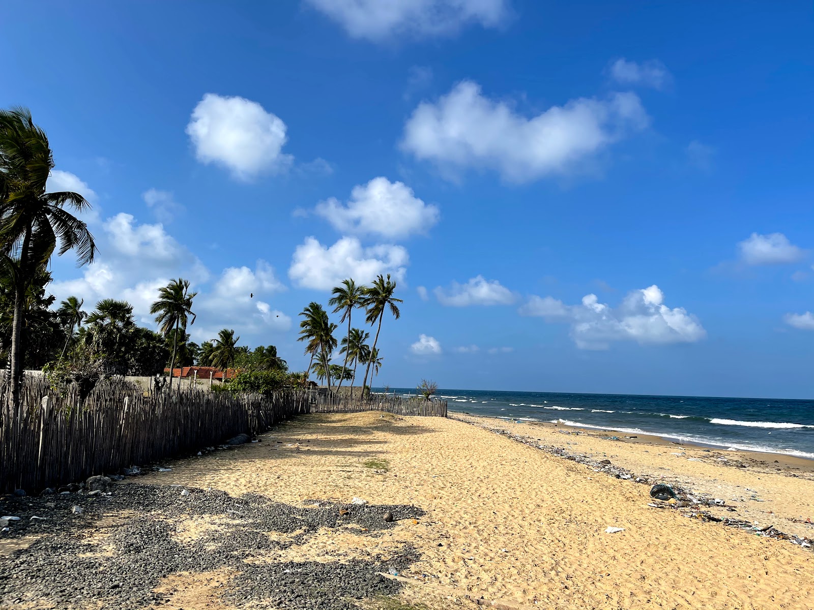 Foto von Moorkkam Beach mit beiger sand Oberfläche