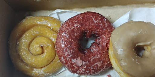 Bakery «Tip Top Donuts», reviews and photos, 745 Cobb Pkwy N, Marietta, GA 30062, USA