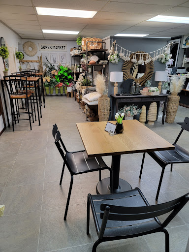 Coffee Shop «The Legendary Grind», reviews and photos, 108 S Main St, Middlebury, IN 46540, USA