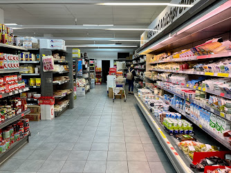 SUmar Supermarkt