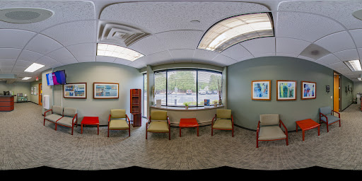 7040 N Port Washington Rd #404, Glendale, WI 53217, USA