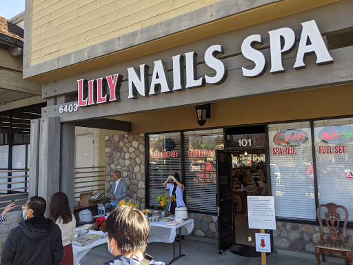 Lily's Nails & Spa