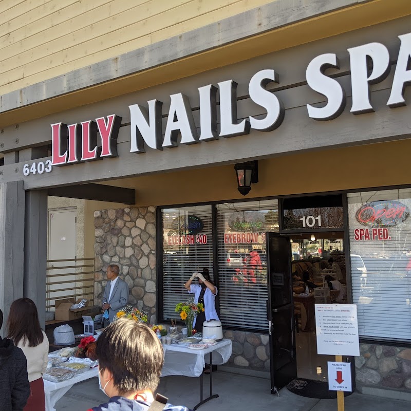 Lily's Nails & Spa