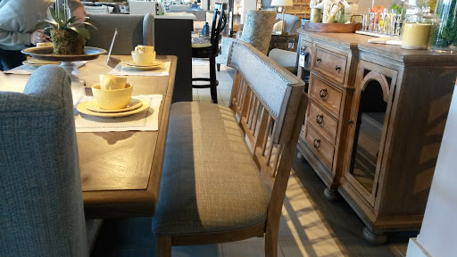 Furniture Store «Ashley HomeStore», reviews and photos, 4771 S 27th St, Greenfield, WI 53220, USA