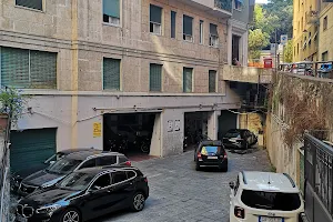 Garage Olimpo - Parking Genova image