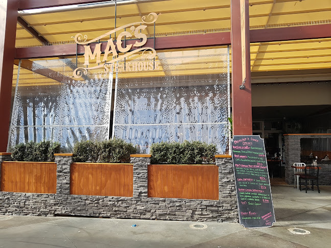 Mac's Steak House