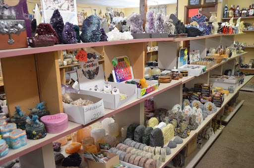 Gift Shop «Wild Wonderful Gift Shop», reviews and photos, 803 Mammoth Cave Rd, Cave City, KY 42127, USA